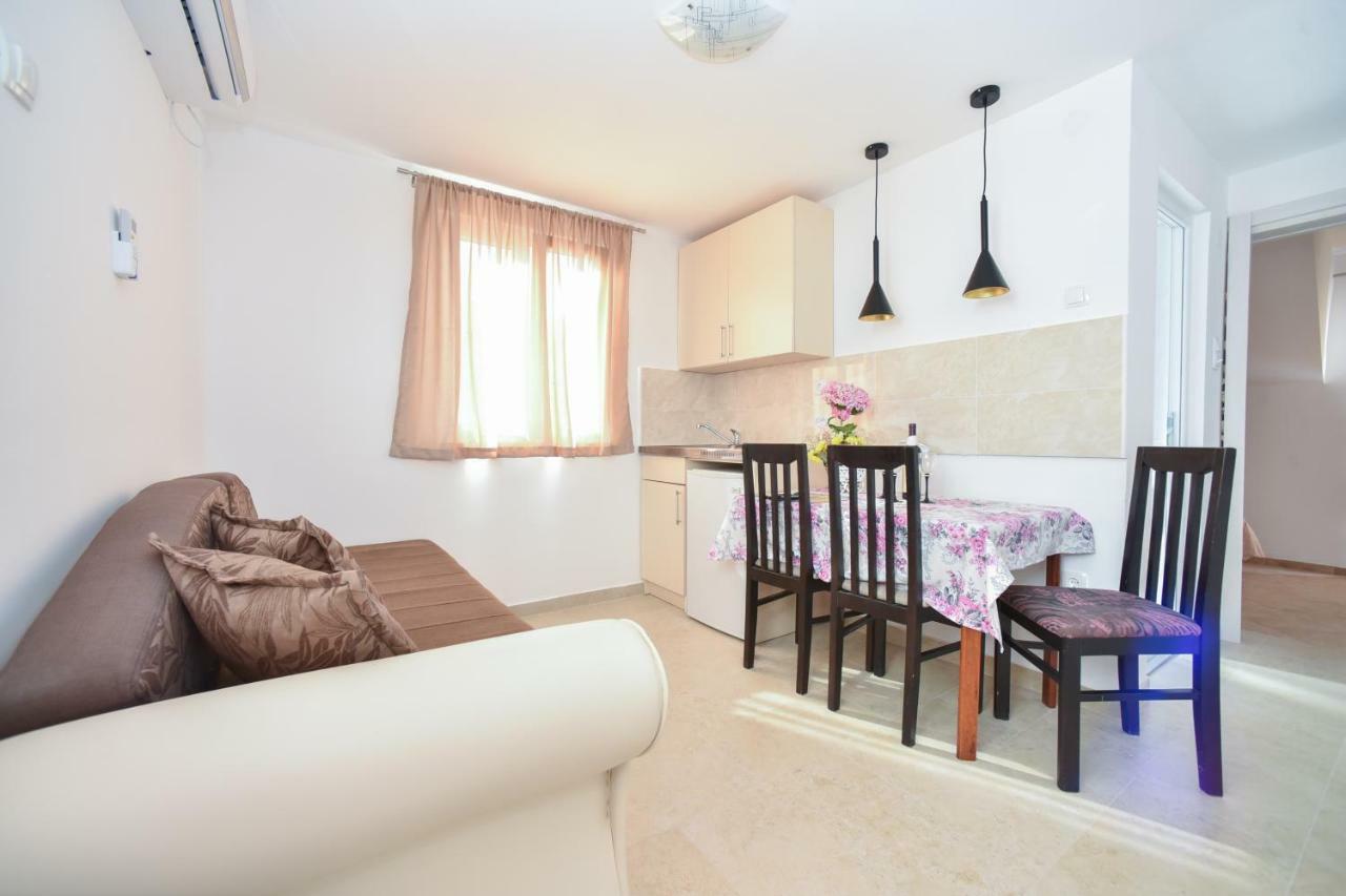 Apartmani Bonik Budva Bagian luar foto