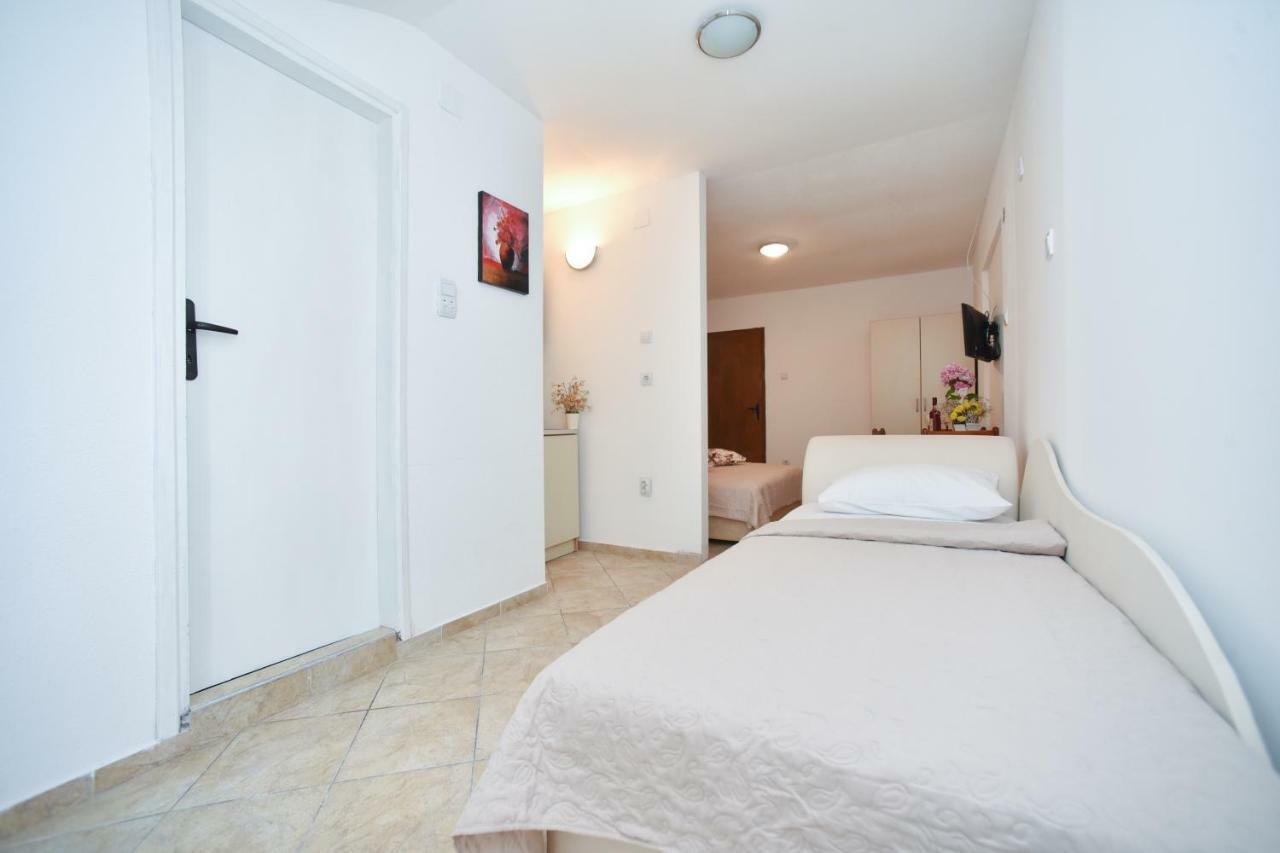 Apartmani Bonik Budva Bagian luar foto