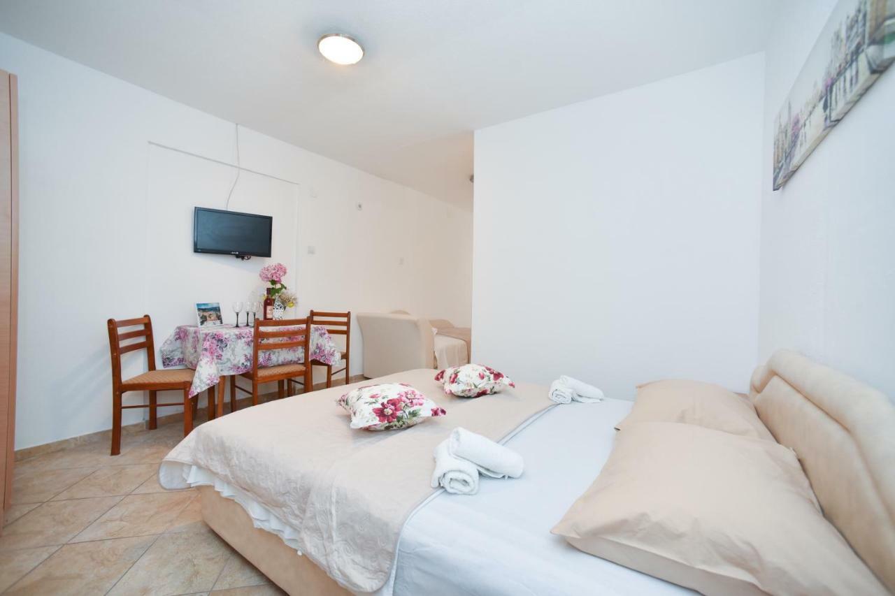 Apartmani Bonik Budva Bagian luar foto