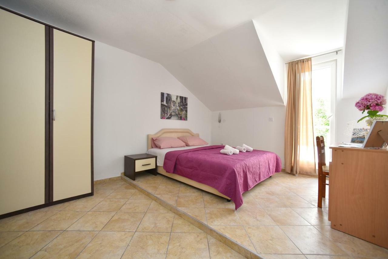 Apartmani Bonik Budva Bagian luar foto