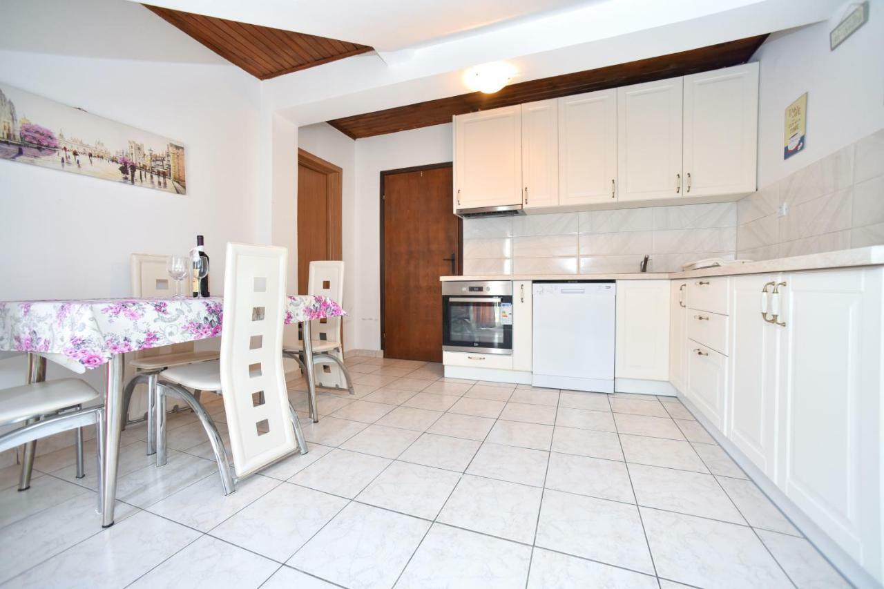 Apartmani Bonik Budva Bagian luar foto